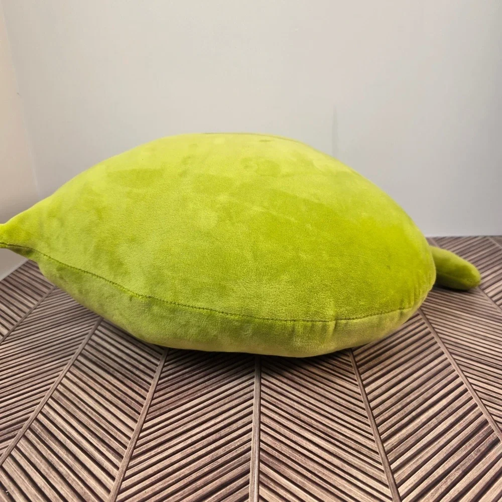 Green Leaf NEW‎ Decorative Throw Pillow Plush Botanical Heart Shape Nature Decor